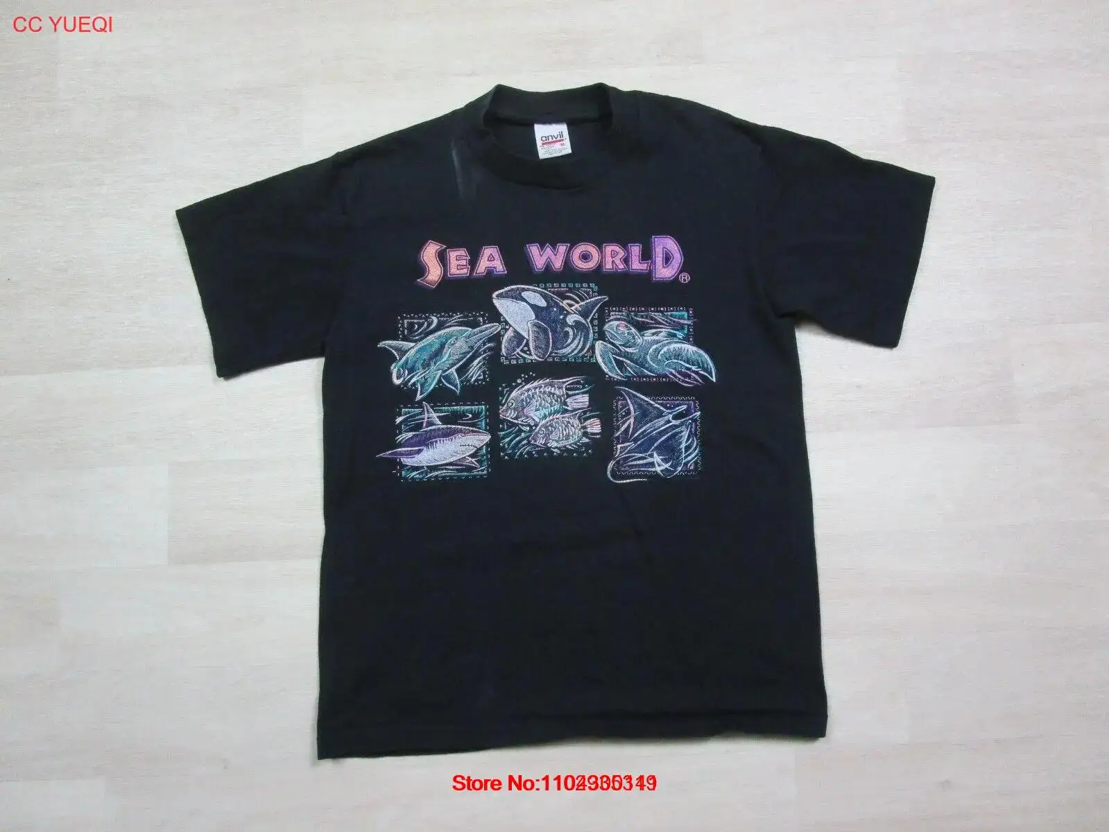 VINTAGE Sea World T Shirt Adult Medium Orca Killer Whale Shamu Black 1990s