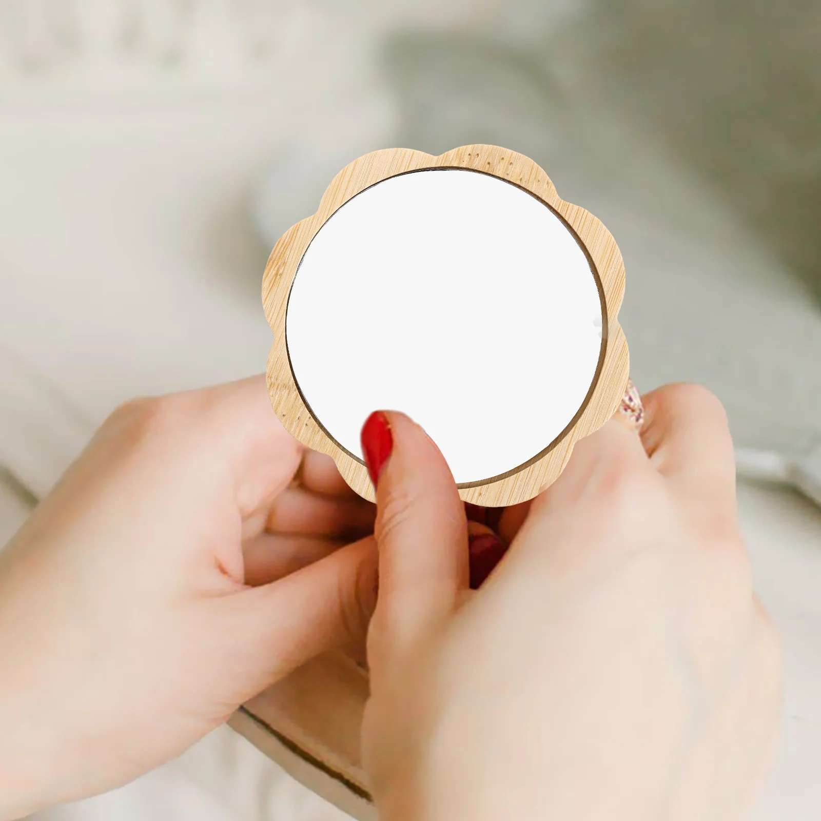 Wooden Makeup Mirror Small Size Compact Travel Portable Handheld Mirror for Purse Women Hand Mirrors Compact Mirrors