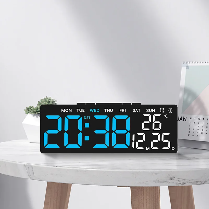 Digitaler Wecker mit Temperaturanzeige, Datums- und Wochenanzeige, 2 Alarmeinstellungen, Schlummerfunktion, Tischuhr, automatische Helligkeitsanpassung, 12/24-Stunden-Anzeige, Tagessatzfunktion, LED-Anzeige und USB-Ladeanschluss. – Detail 10