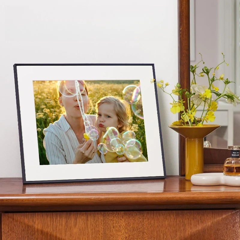 

Wirecutter's Best Digital Frame for Gifting，Walden 15" WiFi Digital Picture Frame，Send Photos from Your Phone