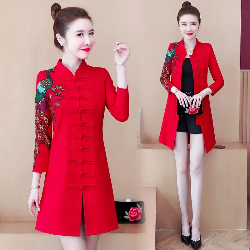 2021 Red Black Improved Slim Flower Embroidered Ladies Single-breasted Dress Chinese Cardigan Disc Peacock Cheongsam for Womens