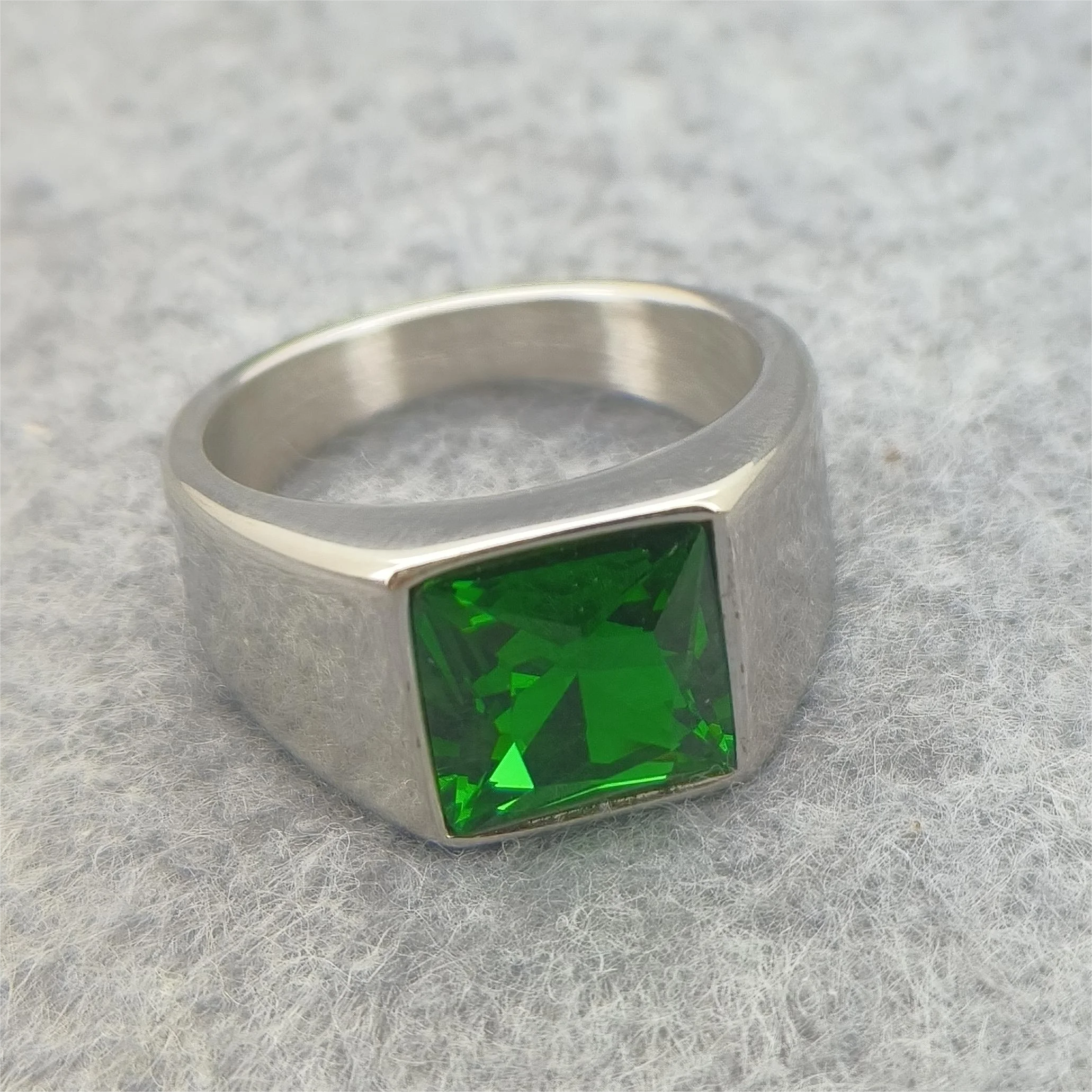 BEIER New Store Square Fashion Design Blue and Green Stone Luxury Men\'s and Women\'s Rings High quality gift LLBR8-587R