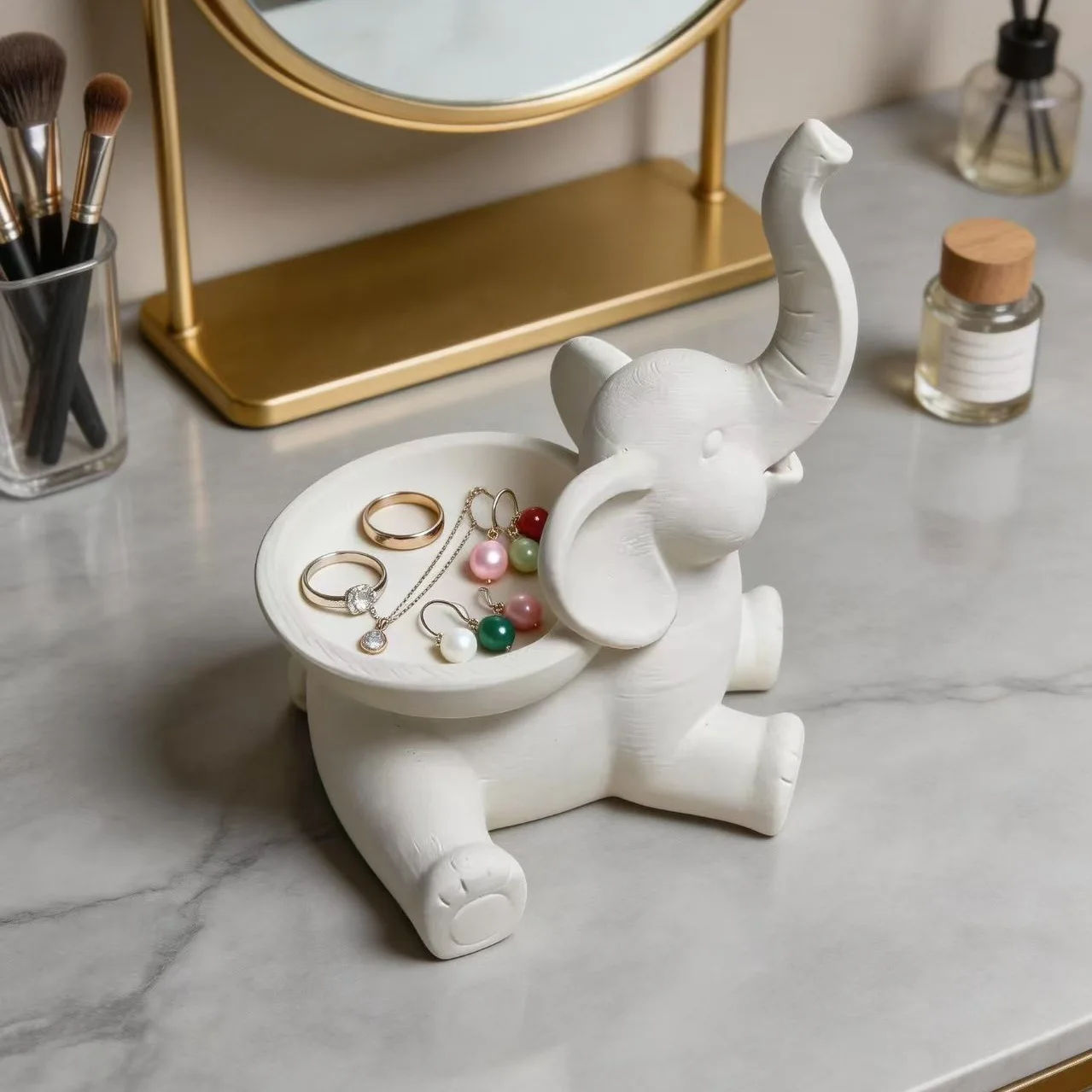 White Elephant Ornament Tray Light Luxury Jewelry Key Holder for Coffee Table Desk Decor Ceramic Home Gift