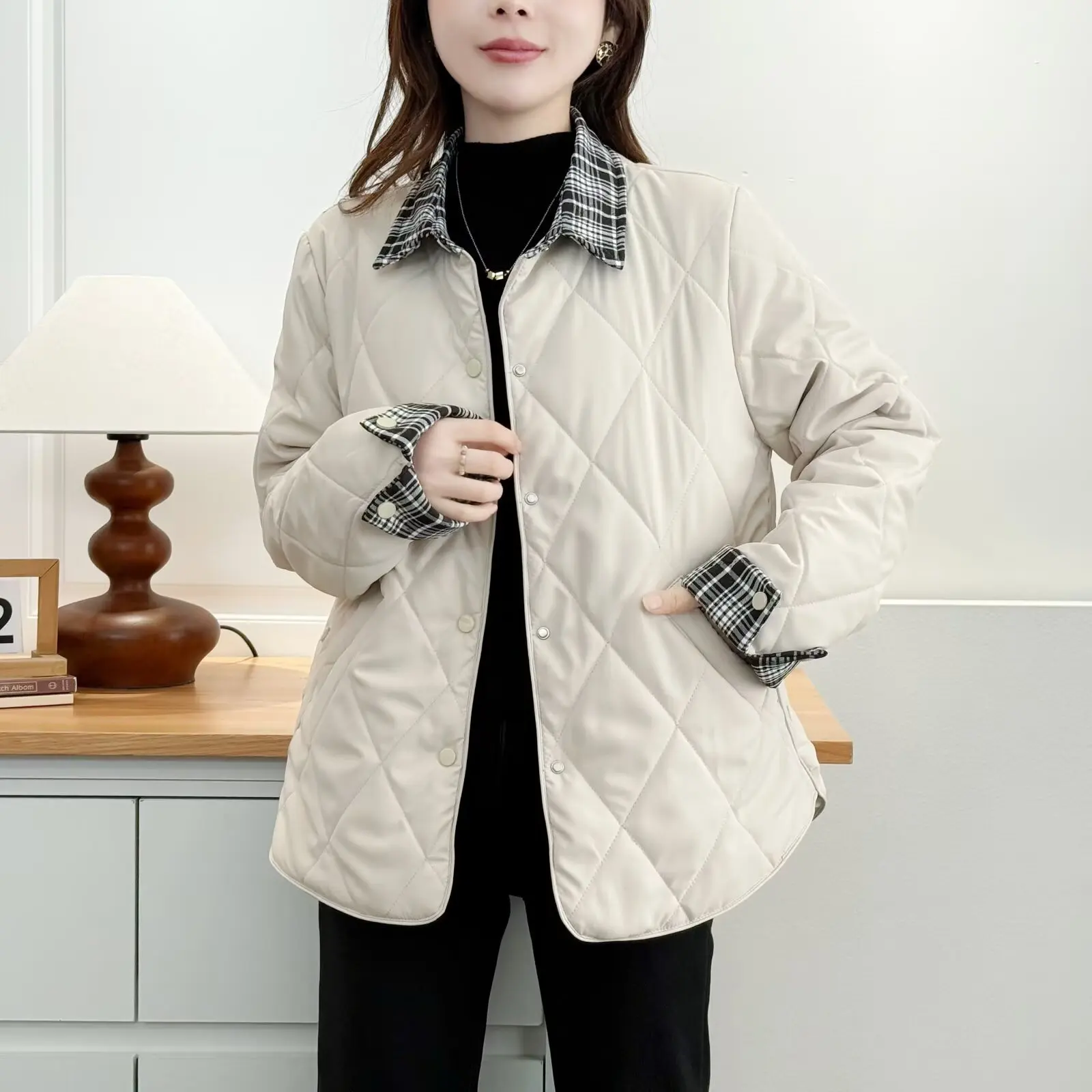 

XXXXL Fashion Plus Size Women's Parkas 2025 Autumn And Winter New Style Plaid Lapel Padded Jacket Warm Coats 072