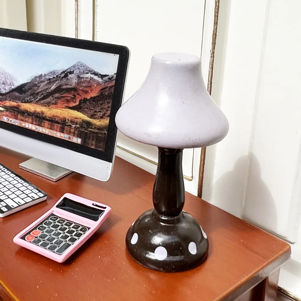 

Миниатюрная прикроватная лампа-домик, декоративный деревянный настольный светильник, реквизит для фотосъемки, аксессуар для миниатюрного ландшафта, украшение в виде мини-настольной лампы