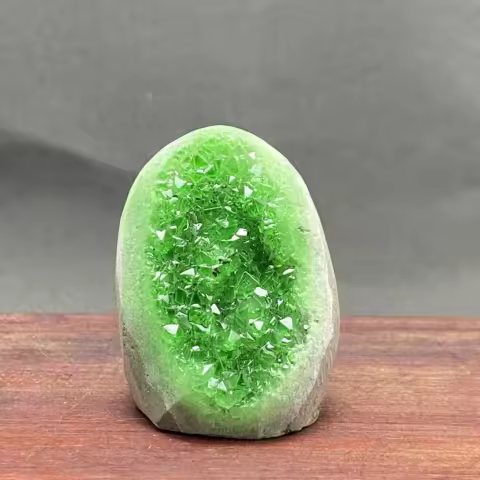 Natural Green Geode Crystal Quartz Cluster Healing Mineral Specimen - Home Decoration Degaussed Crystal Gift