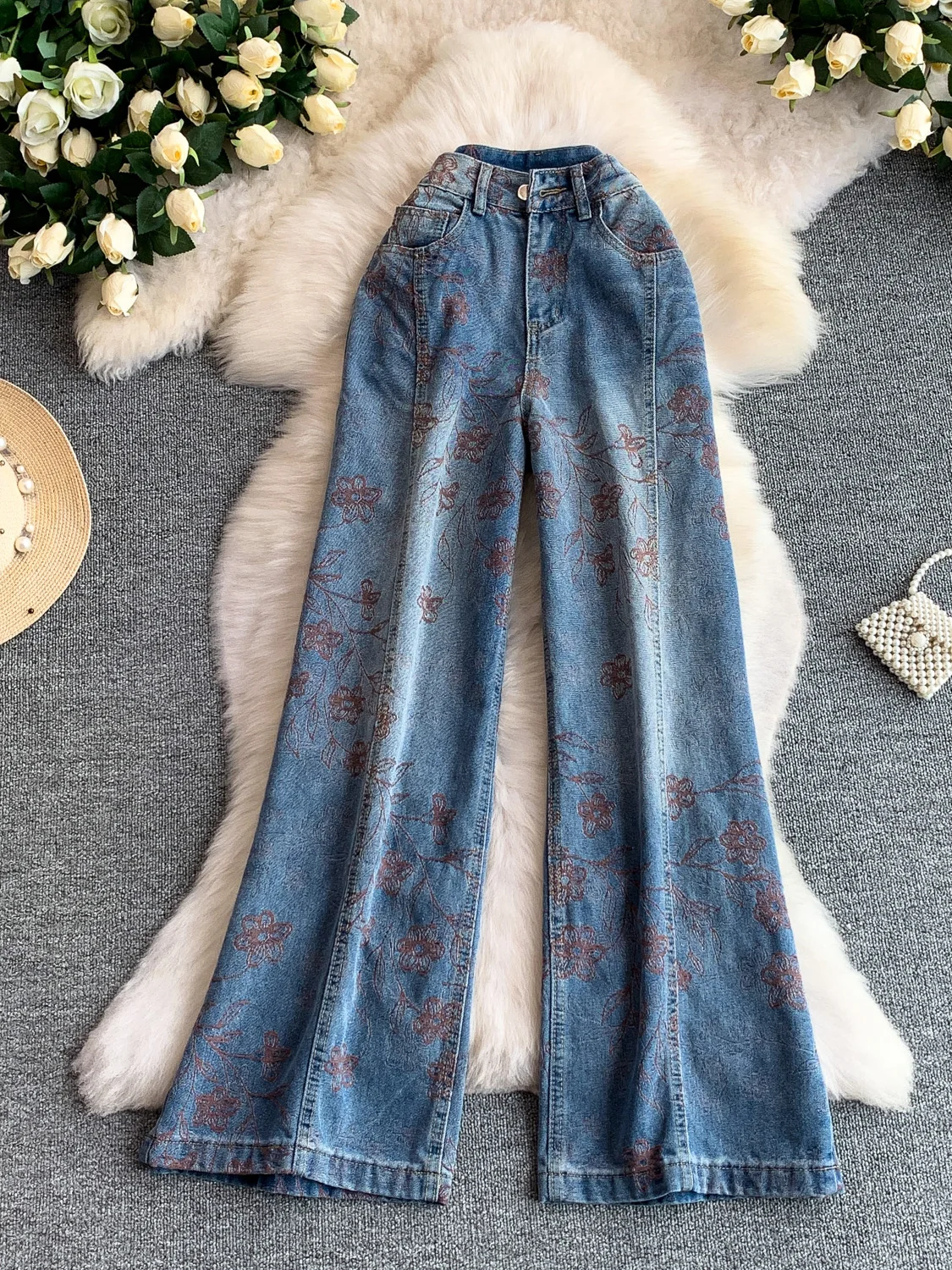 

Faionable Embroidered High Waist Wide Leg Jeans Women's 2026 New Sle Slimming Pear aped Straight Cut Skirt