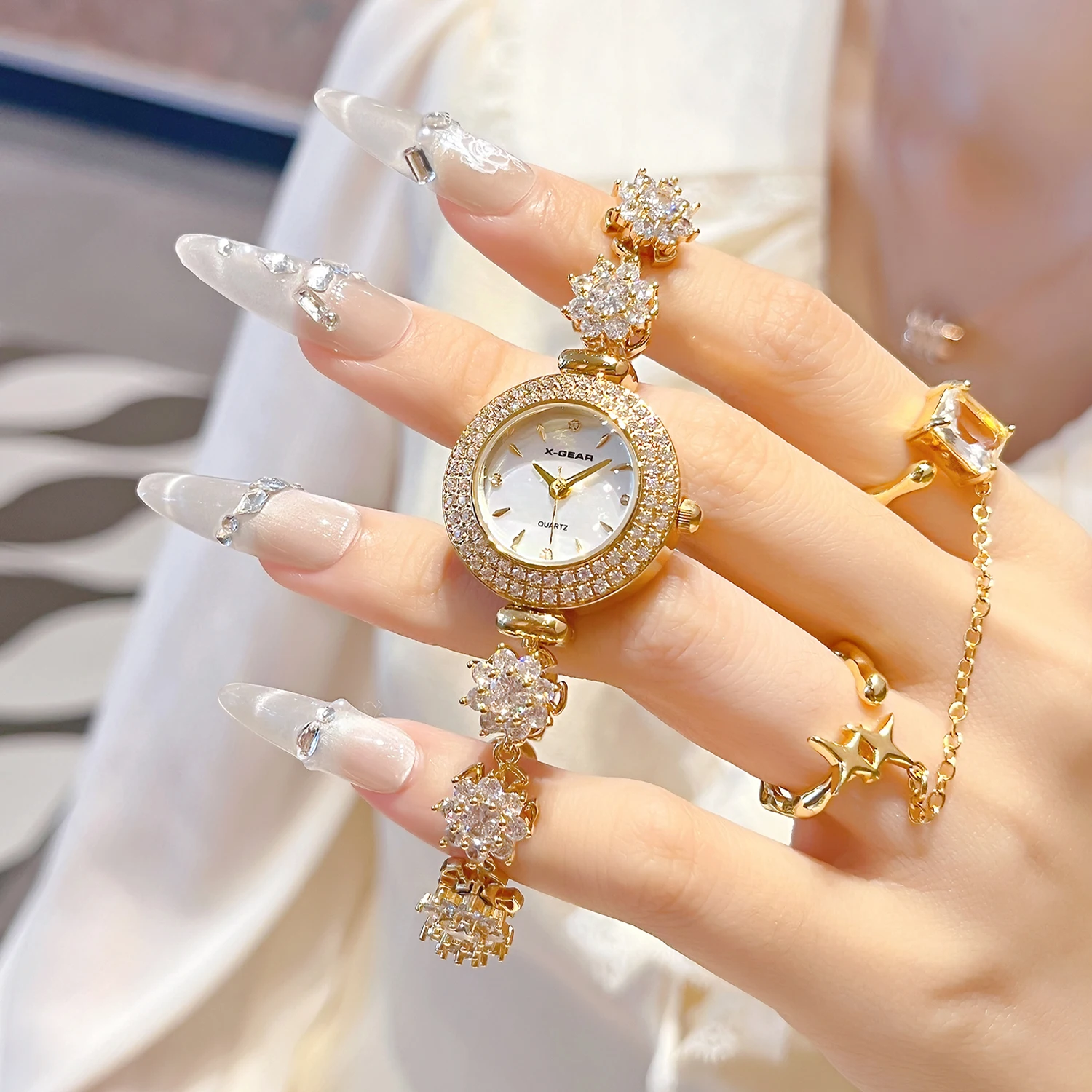 ساعة زهرة الزركون للفتيات - ساعة يد كوارتز ستانلس ستيل للطلاب، اختيار هدية مميز