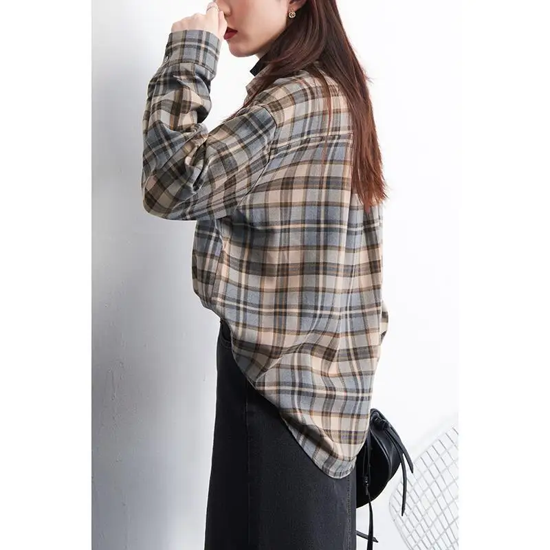 Casual Vintage Turn-down Collar Plaid Button Shirt Korean Female Long Sleeve Loose Pockets Blouse Autumn Winter Women\'s Clothing