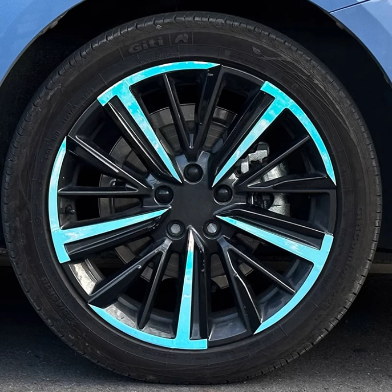 For Chery ARRIZO 8 Wheel Hub Sticker Colorful Reflective Sticker Luminous Blade Model Decorative Car Modification Accessories