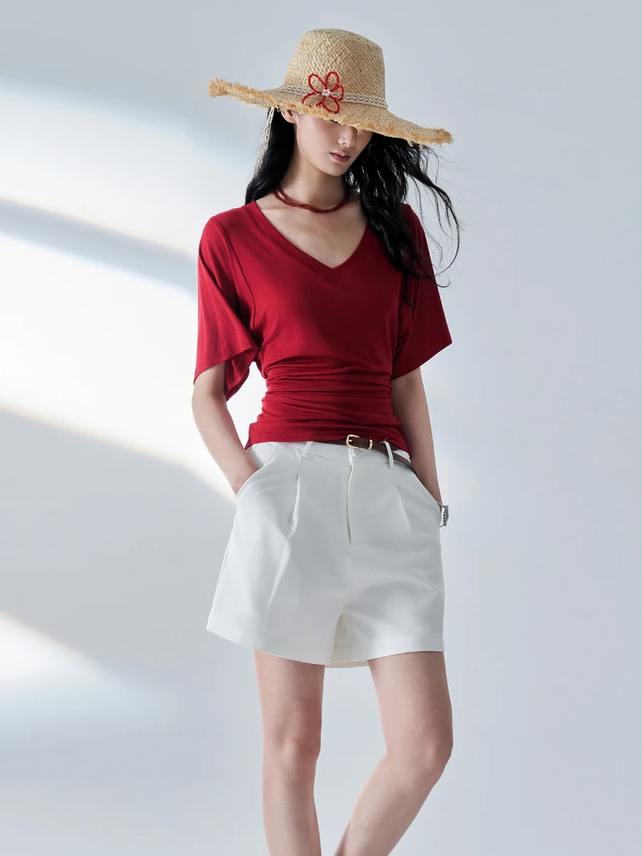 

Женский комплект Tu Why: футболка с V-образным вырезом и рукавами «летучая мышь», вышитая, с вырезами, и длинные брюки на шнурке, летний, тонкий, однотонный.