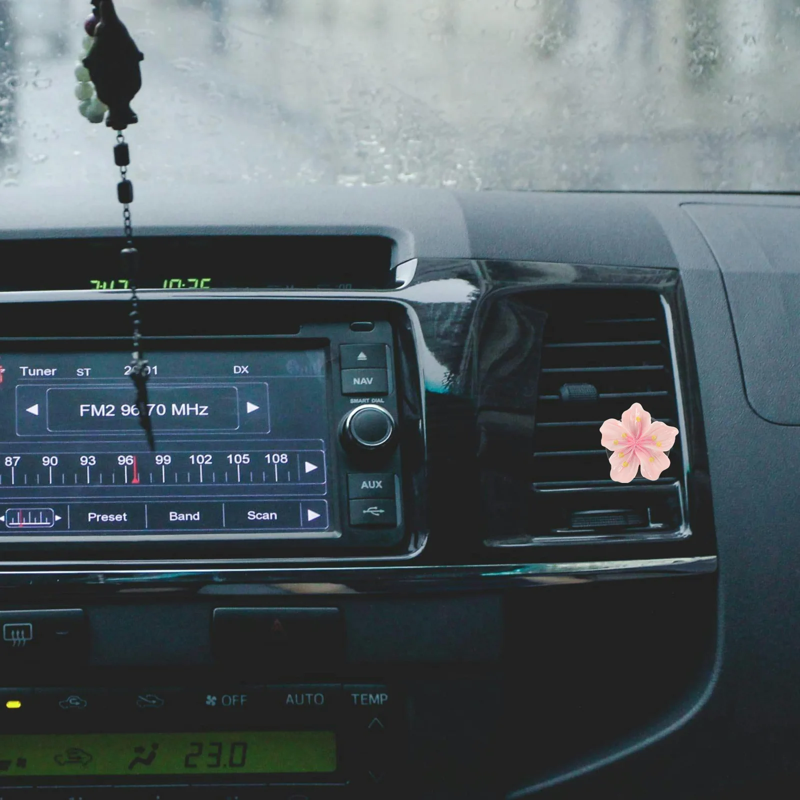 

1Pair Car Air Freshener Flower Vent Clips Tear Resistant Plastic Car Air Conditioner Vent Clip Cute Auto Freshener Clip