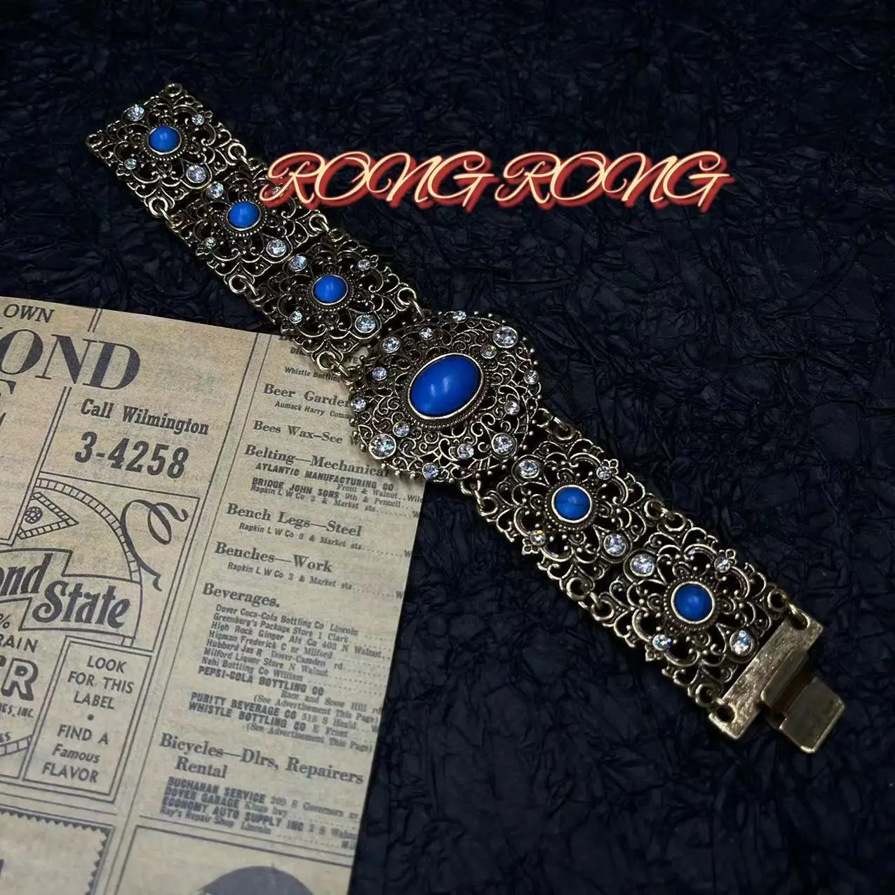 

Second-hand Heavy-duty Sapphire Bracelet with Carved Hollowed-out Distressed Bracelet Jewelry