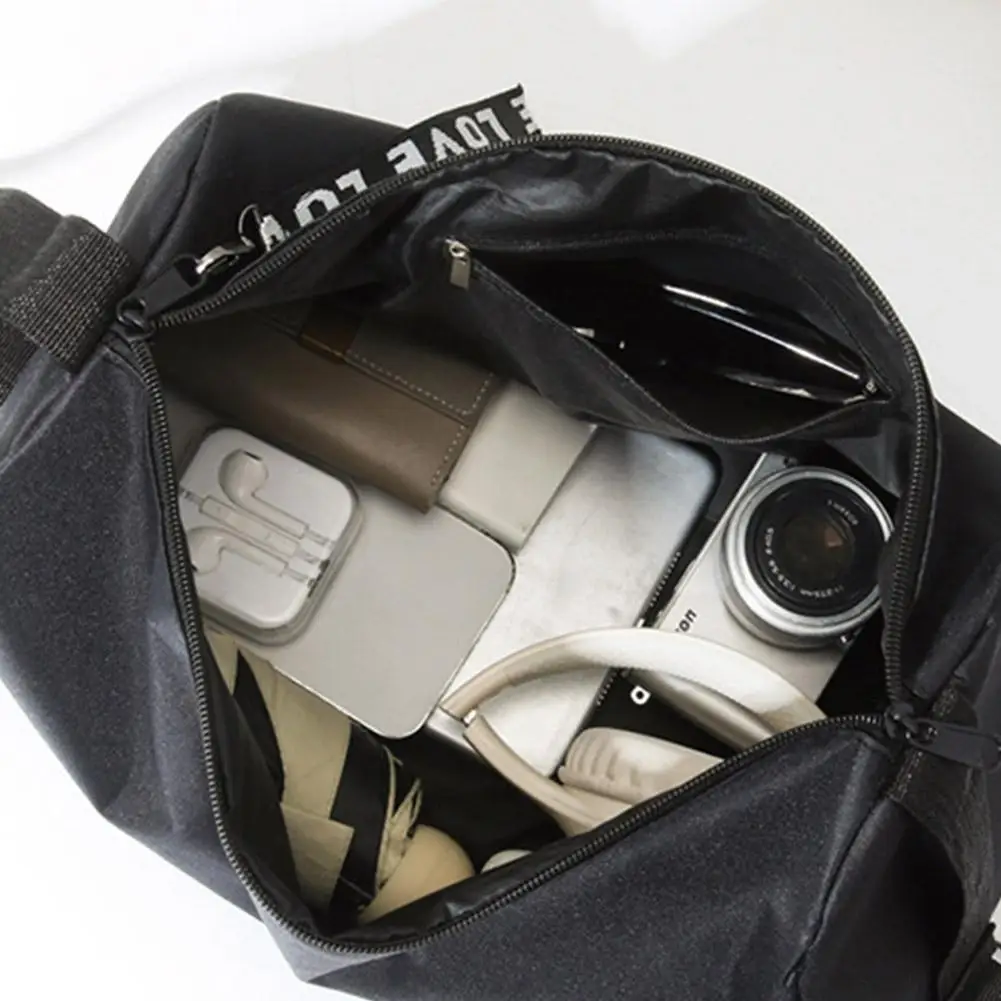 Portable Outdoor Fitness Gym Bags Multifunction Fitness Travel Handbag Nylon Adjustable Strap For Weekend Training