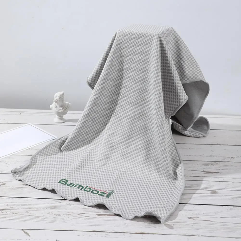 Sports Towel Quick Drying Fitness Towel Breathable Rectangle for Men Women Ideal for Gym Yoga Workout Outdoor Sports