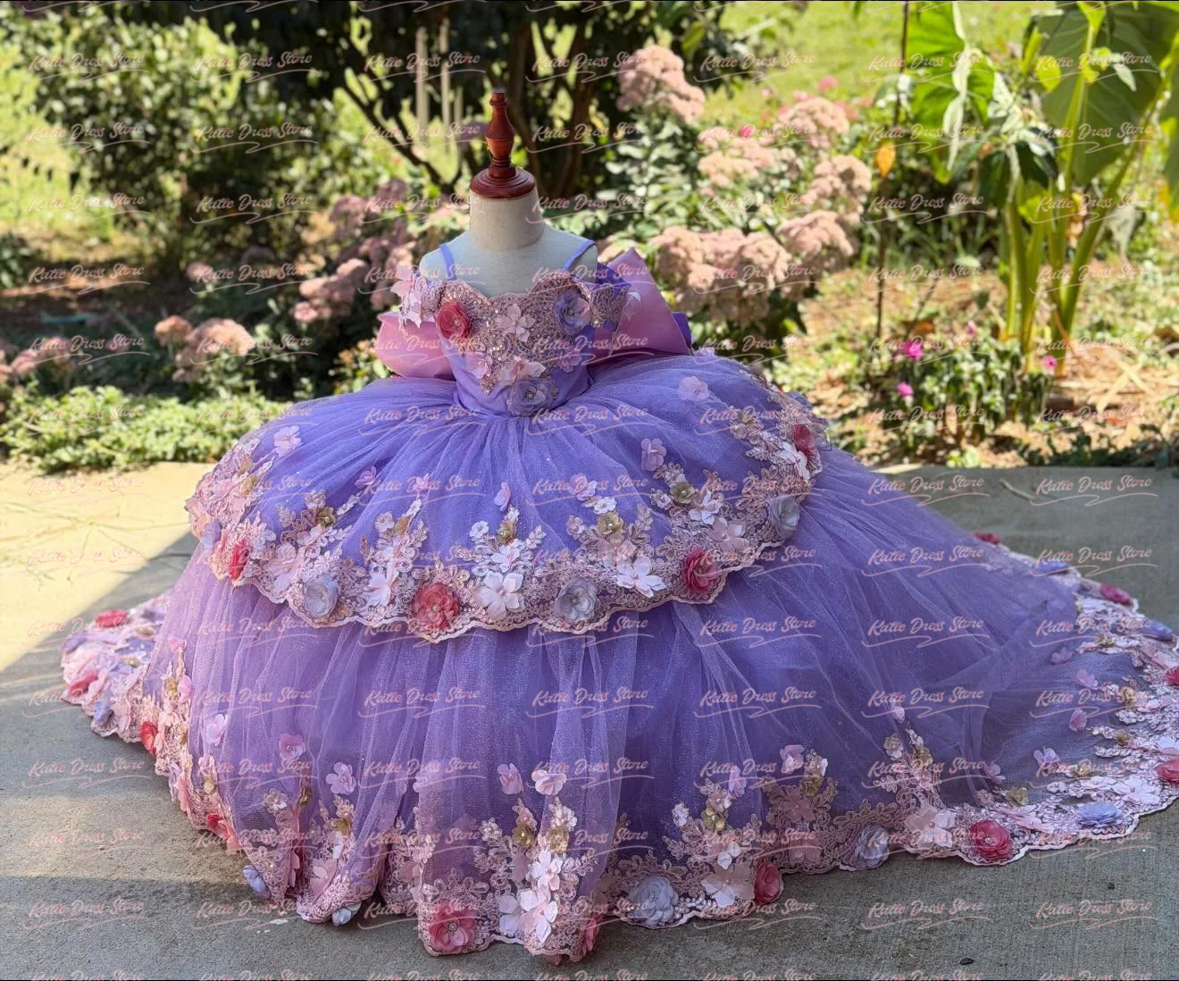 Customized Flower Girl Dress For Wedding 3D Applique Tulle Puffy With Bow Elegant Kids Birthday Party First Communion Ball Gowns