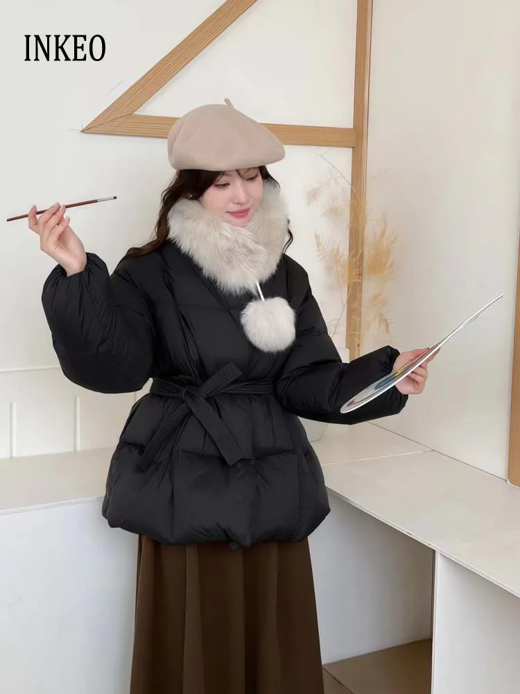 2025年冬 レディース ファッション ナチュラルファー襟付きダウンジャケット ブラック 厚手 パファージャケット サッシュ付き 暖かい 女性用アウター INKEO DJ541