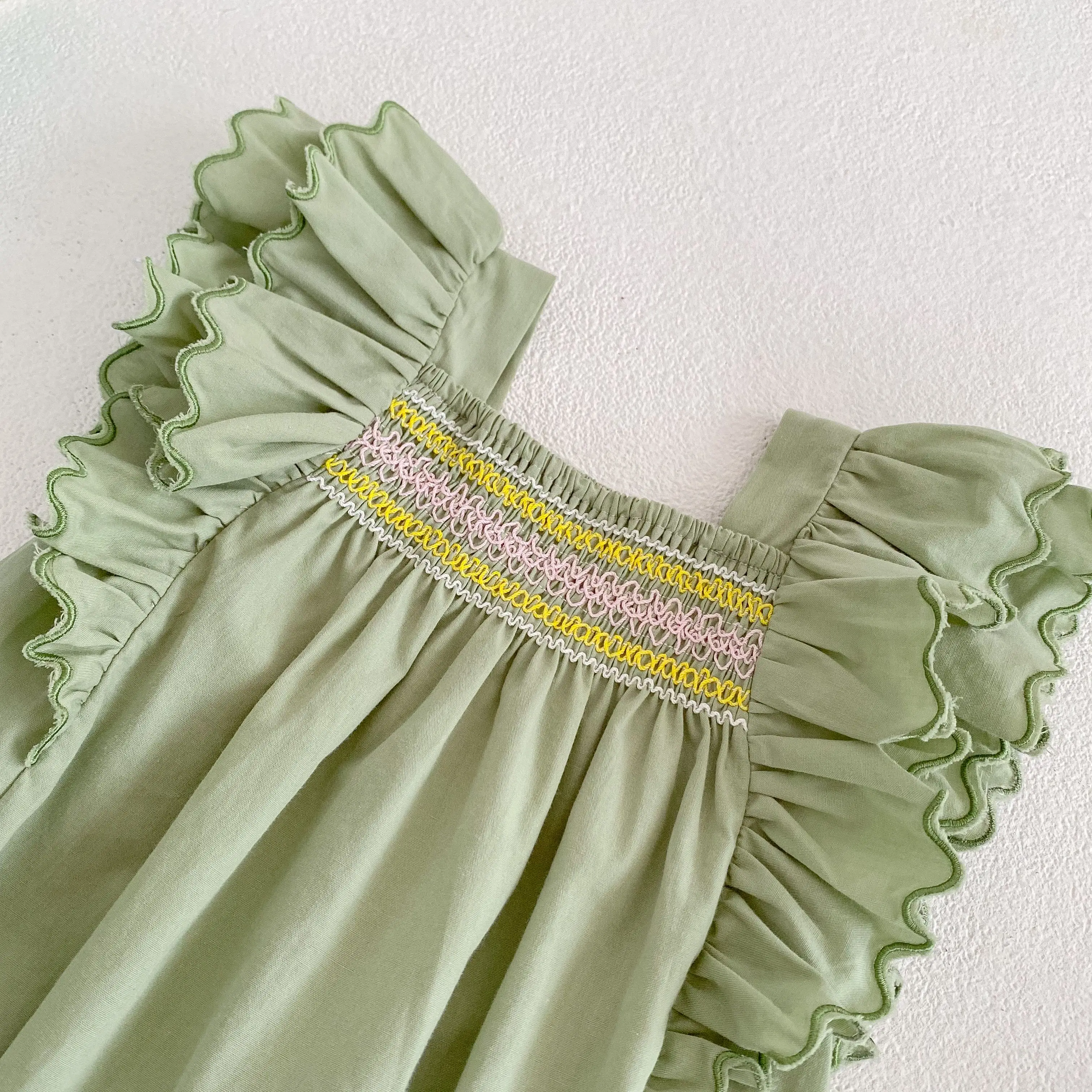 Summer out embroidered clothes baby triangle crawling clothes Flying sleeve Avocad green romper Baby summer baby clothes