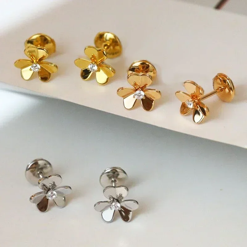 

High Quality 925 Sterling Silver 3 Leaf Grass Earrings Femininity Exquisite Luxury Jewelry Valentine's Day Gift