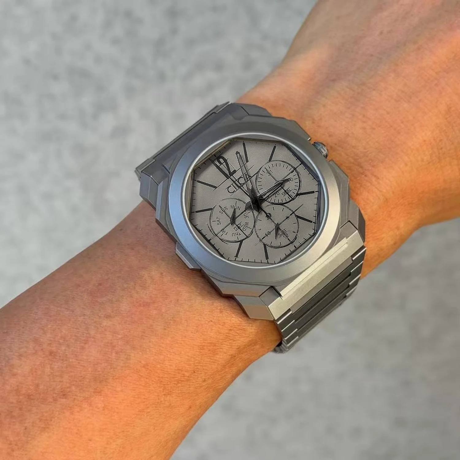 ساعة CILOA ذات قرص كبير عالي الجودة للرجال ماركة فضية عالية الجودة هدية فاخرة خفيفة أصلية 2025 ساعة كوارتز جديدة مقاومة للماء #1