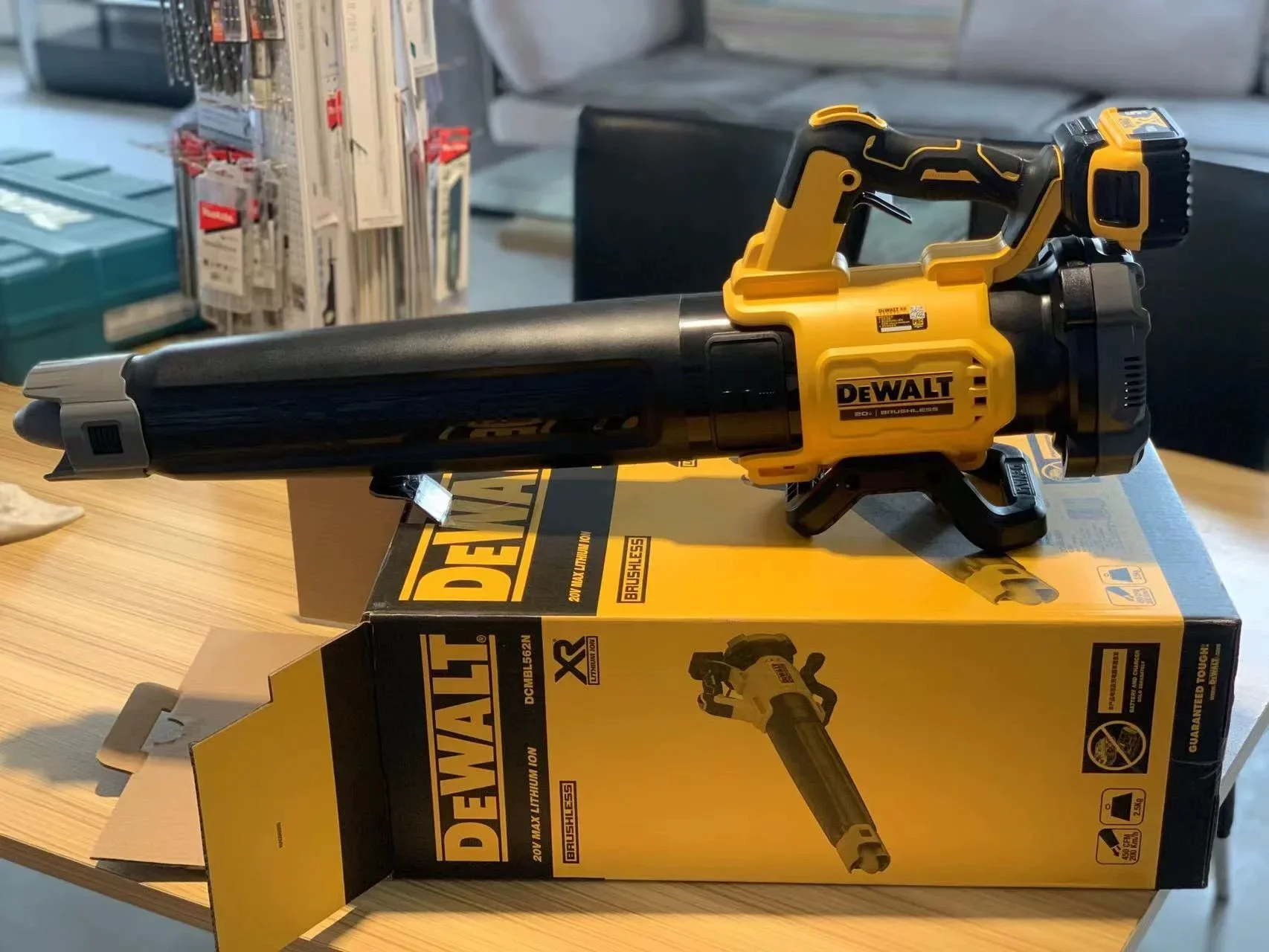 Nowy DEWALT DCMBL562N 18V bezszczotkowa dmuchawa DCMBL562 bezprzewodowa dmuchawa powietrza odkurzacz do dmuchania kurzu tylko korpus komputera