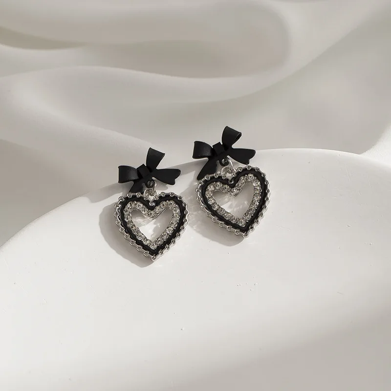 JINDOOR Black Heart Butterfly Clip-on Earrings with Rhinestones, No Piercing Needed, Elegant Alloy Jewelry for Women & Teens