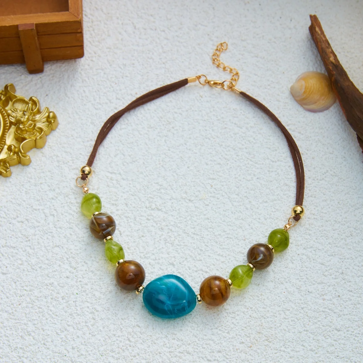 Ins Vintage Mehrfarbige Unregelmäßige Acrylperlen-Halskette für Damen und Herren, Handgefertigte Samtkette, Harzperlen-Choker, Ästhetischer Schmuck – Detail 29