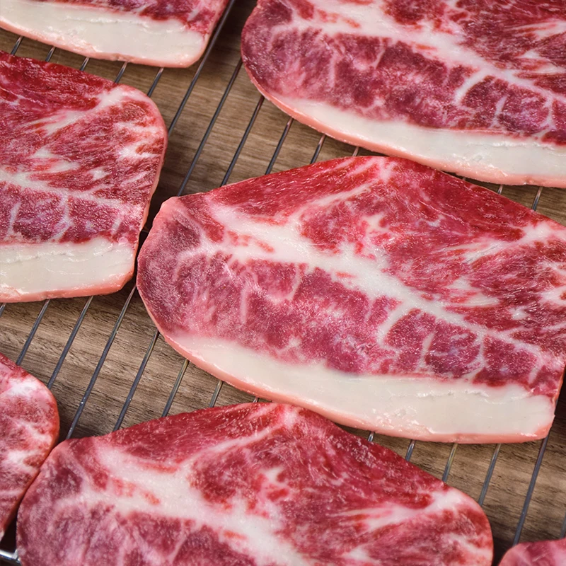 Realistisches gefälschtes geschnittenes Fleisch – einzelnes rohes Rindfleisch/Schweinefleischmodell für die Präsentation von Metzgerladen, Streichwitze, Lebensmittelfotografie und TikTok-Videos – Detail 7