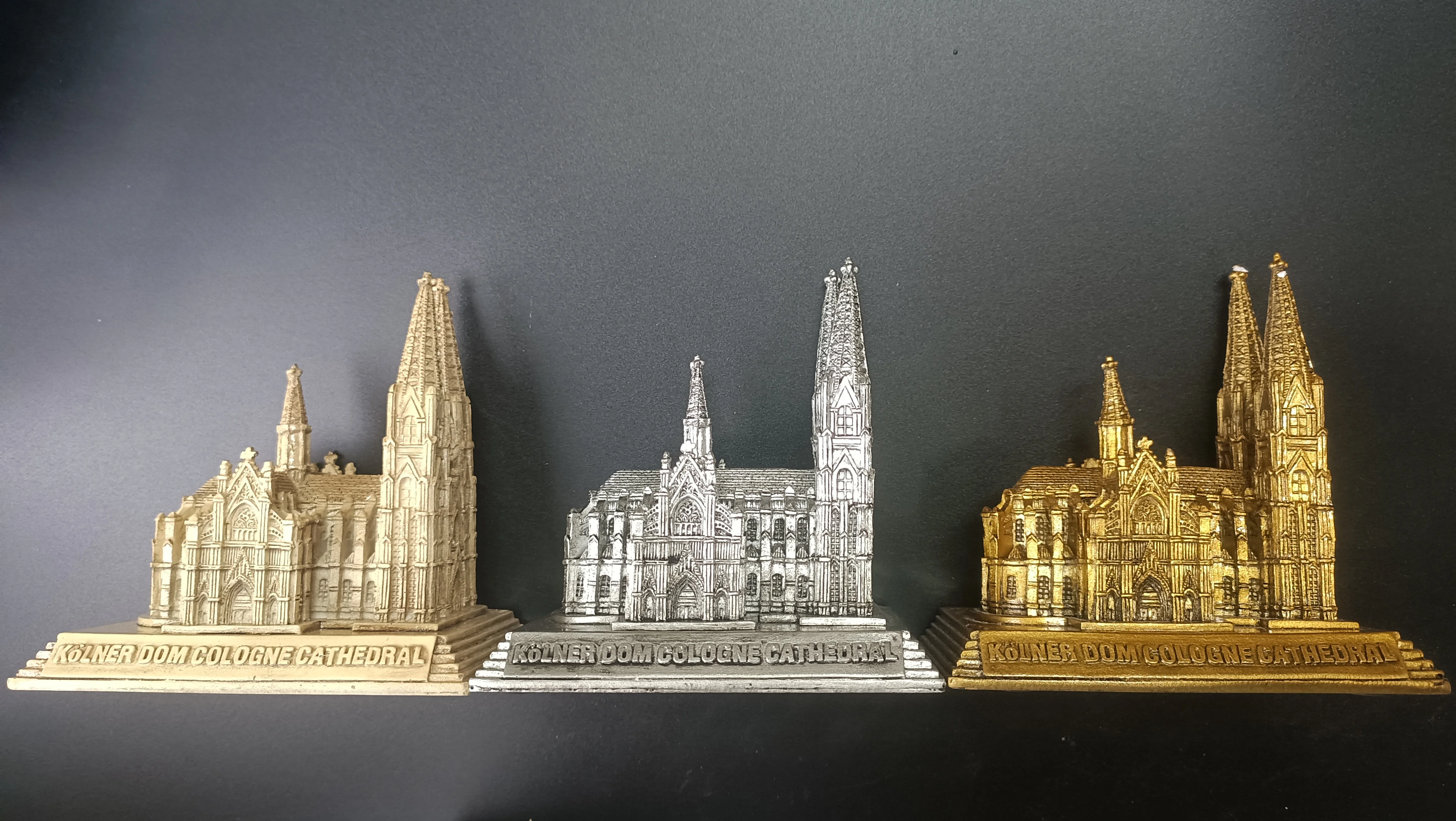 【Cologne Cathedral, Germany】Model.Creative,Travel,Commemorate,Crafts,3D,Ornaments,Resin Material, Ornament