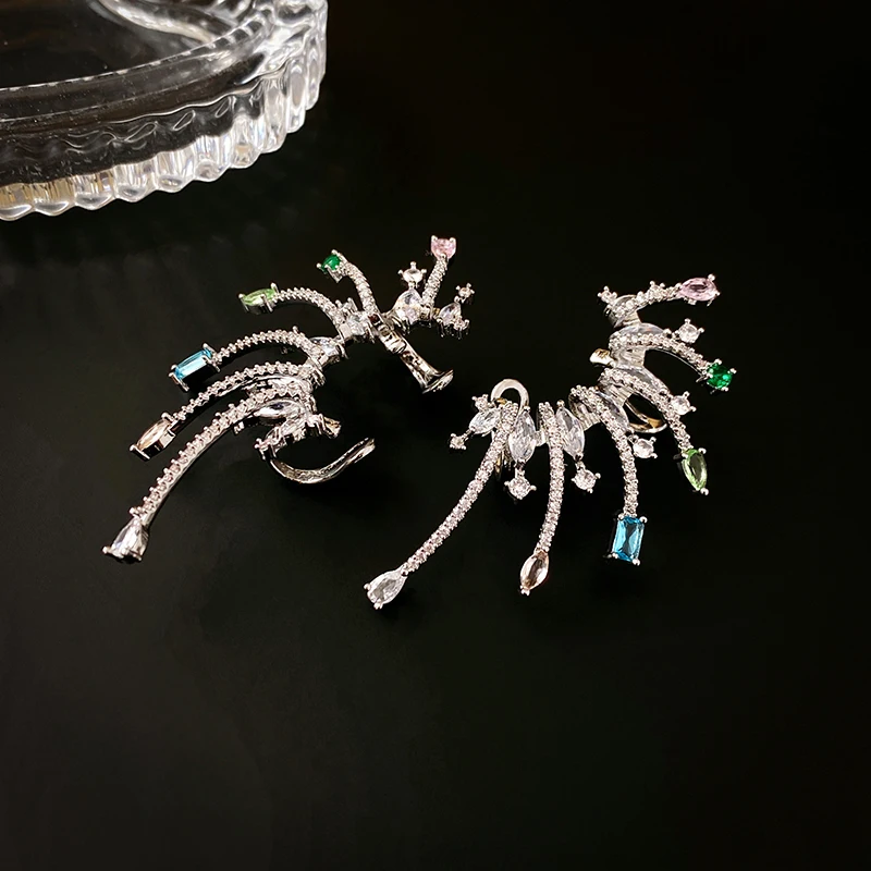 

Красочные крылья в форме капли воды, циркониевые клипсы для ушей без пирсинга, роскошные серьги, модные и высококачественные нишевые ювелирные изделия