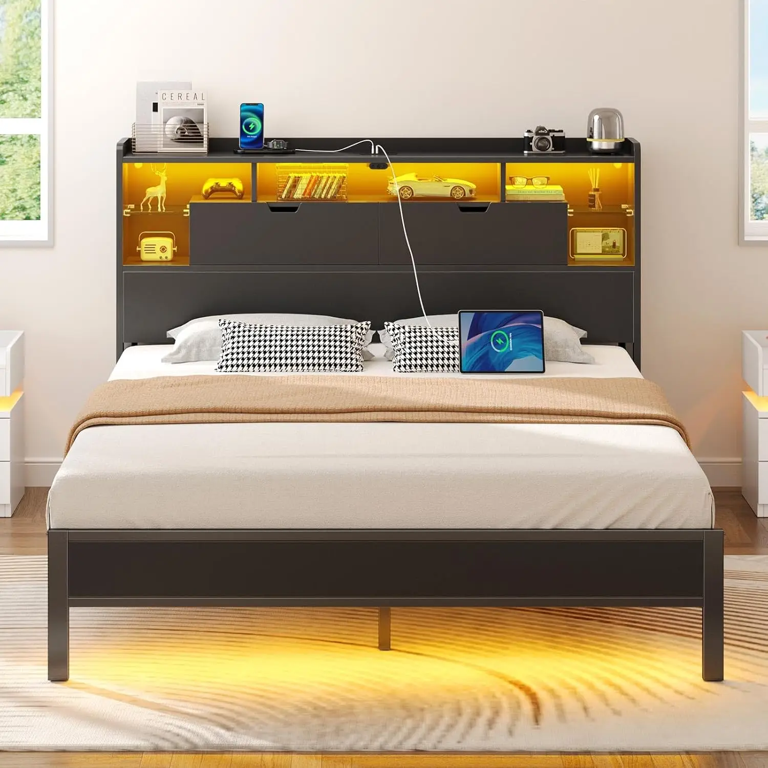 Base de Cama Queen con Luces LED, Cabecero con Librero y Estación de Carga, Plataforma Metálica con Estantes de Vidrio, Sin Somier