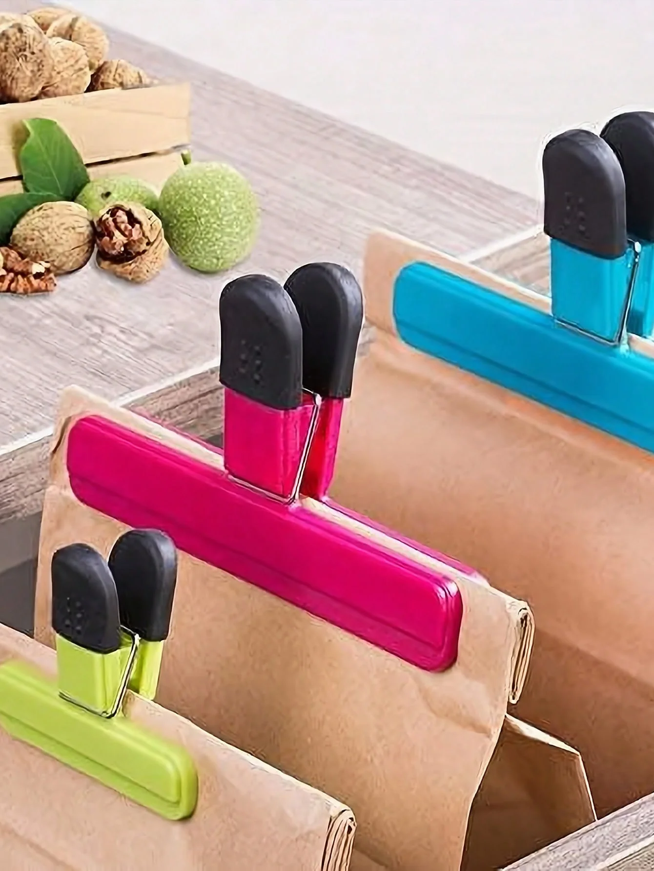 Chip Bag Clips, 6 Inch Large Size Assorted Colors Foods Snacks Bag Paper Clips, Plastic Heavy Duty Seal Grips