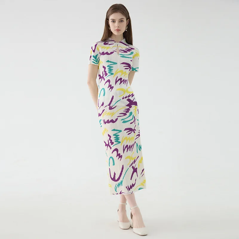 Miyake Fold 2025 Summer New Letter Printed Fold Set Women's Simple Short Sleeve Pleats Top Fashion Half Skirt Two Piece Set