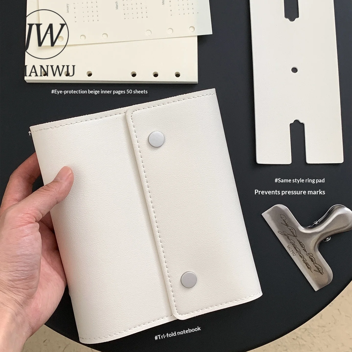 JIANWU A6 Vintage Three-fold PU Leather Material Collage Snap Loose-leaf Notebook Creative Journal Student Supplies Stationery