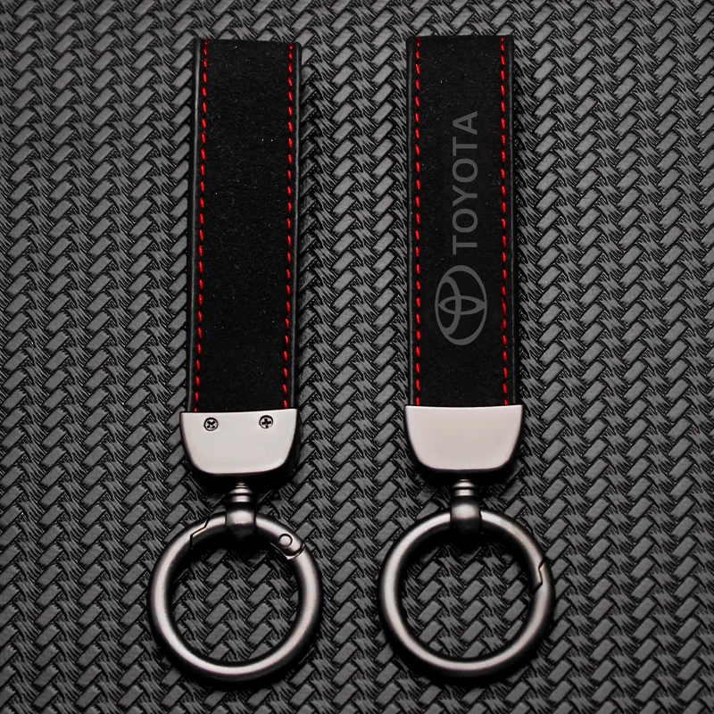 1 قطعة المفاتيح الجلدية شعار السيارة اكسسوارات السيارات المفاتيح المعدنية لتويوتا كامري كورولا هايلكس بريوس أفينسيس أوريس برادو فيرسو TRD