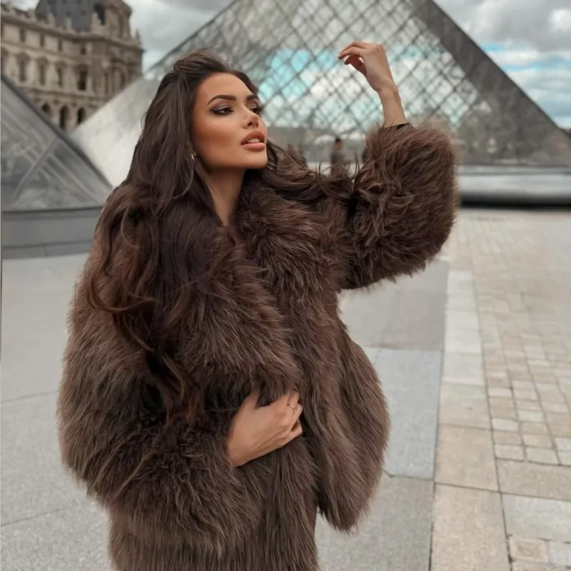 

Роскошное женское пальто из искусственного меха с лацканами из мягкой пушистой ткани, теплая зимняя верхняя одежда, шикарная элегантная короткая куртка, модный топ для холодной погоды