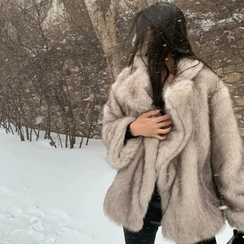 2025 Autunno Inverno Manica lunga Giacca soffice Oversize Allentato Casual Lusso Morbido Spessore Caldo Peloso Cappotto di pelliccia di volpe sintetica Donna
