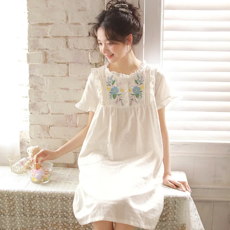 2026 Summer Nightgown Women Embroidered Women Sweet Lace Can Go Out Home Nightgown