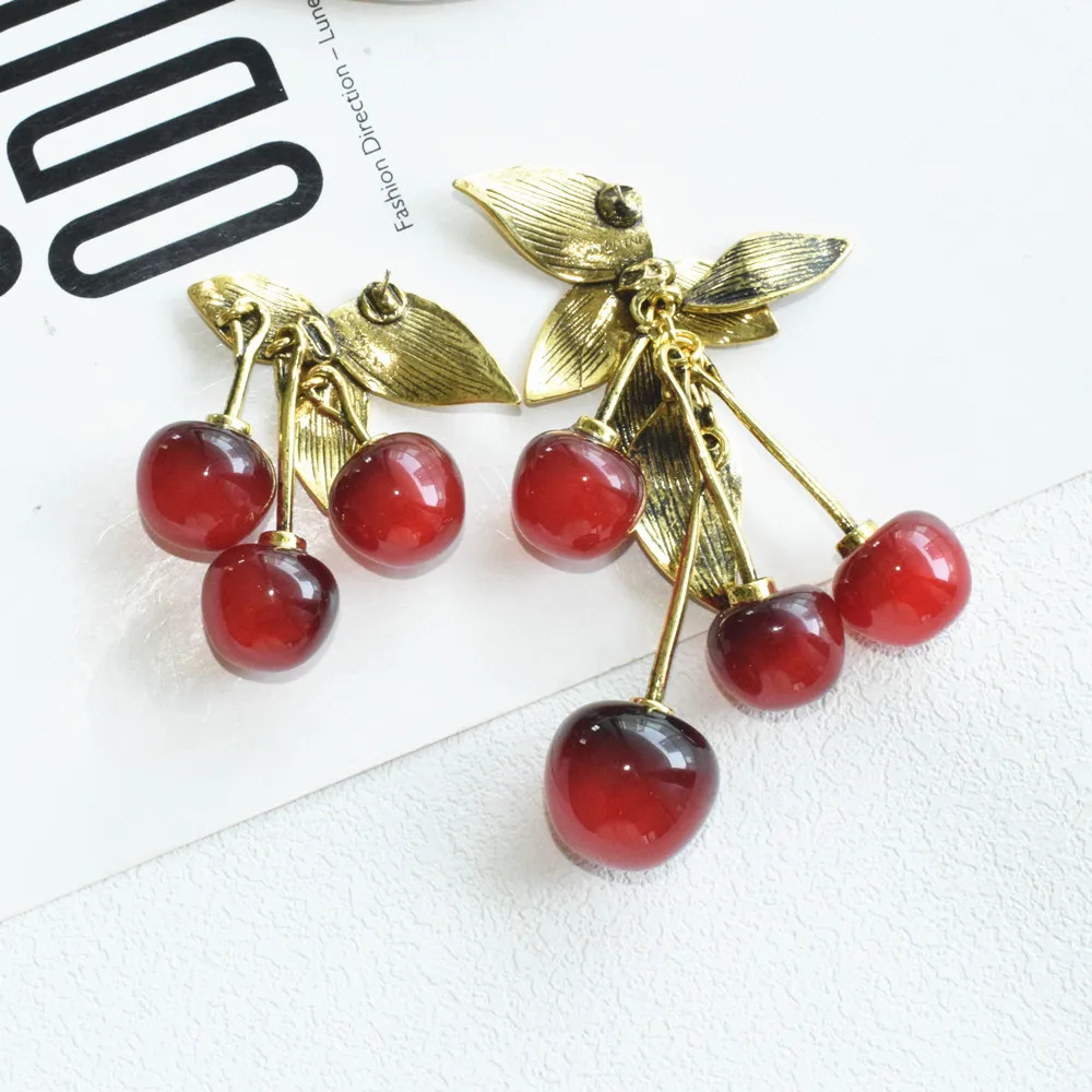 Thumbnail 4 - #40 Top 40 Drop Earrings Worth Buying In 2026