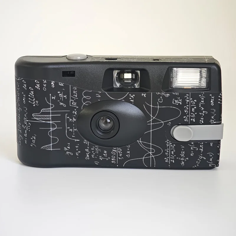 Retro 35MM Disposable Film Camera Half Frame 24 Shots Reusable Design for Wedding Party Travel Photography Gift Collection