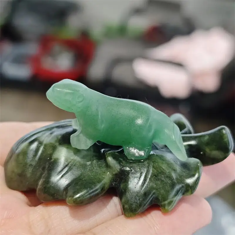 

Натуральный зеленый нефрит, мультяшная резьба, кристалл, целебный камень, креативные праздничные подарки для детей, домашний декор, 1 шт.