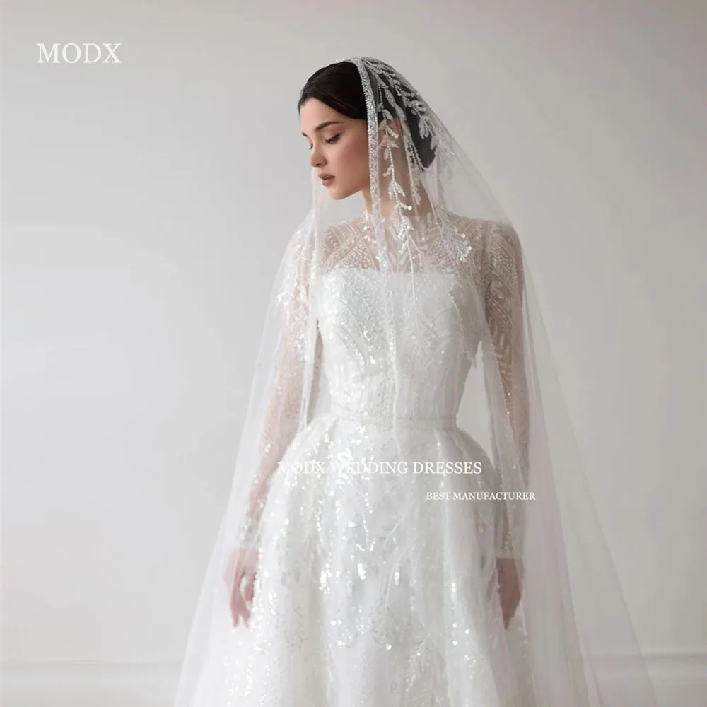 MODX فساتين زفاف فاخرة من الدانتيل اللامع على شكل حرف A ورقبة عالية وأكمام طويلة ذيل محكمة فساتين زفاف بأزرار حجاب خلفي مخصص