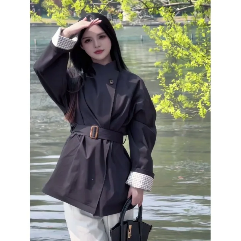 سترة واقية الوقوف طوق معطف الربيع والخريف جديد الخصر صغير متوسط طول معطف الموضة البريطانية فضفاضة