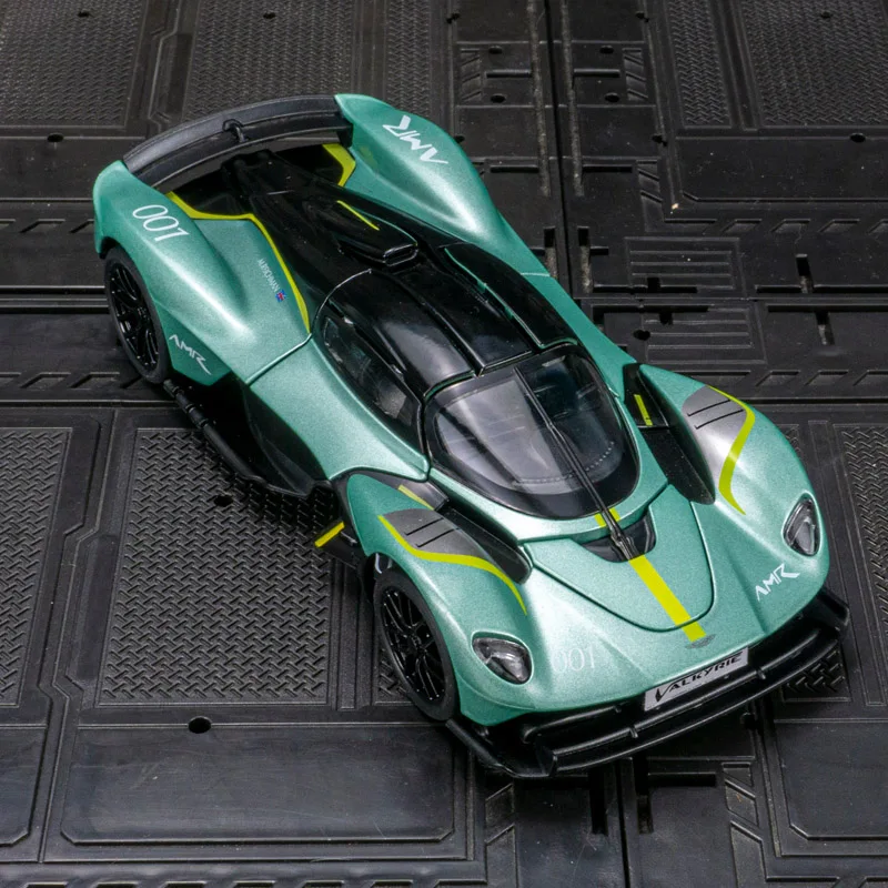 Modèle de voiture en alliage Aston Martin Valkyrie 1:32, collection d'ornements acousto-optique, jouet pour enfants, cadeaux