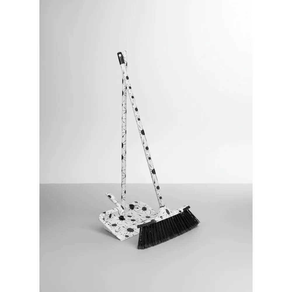 

Modern Splash Pattern Dustpan Broom Set - Durable Plastic, Rubber Bumpers, Easy Cleanup for Home Kitchen