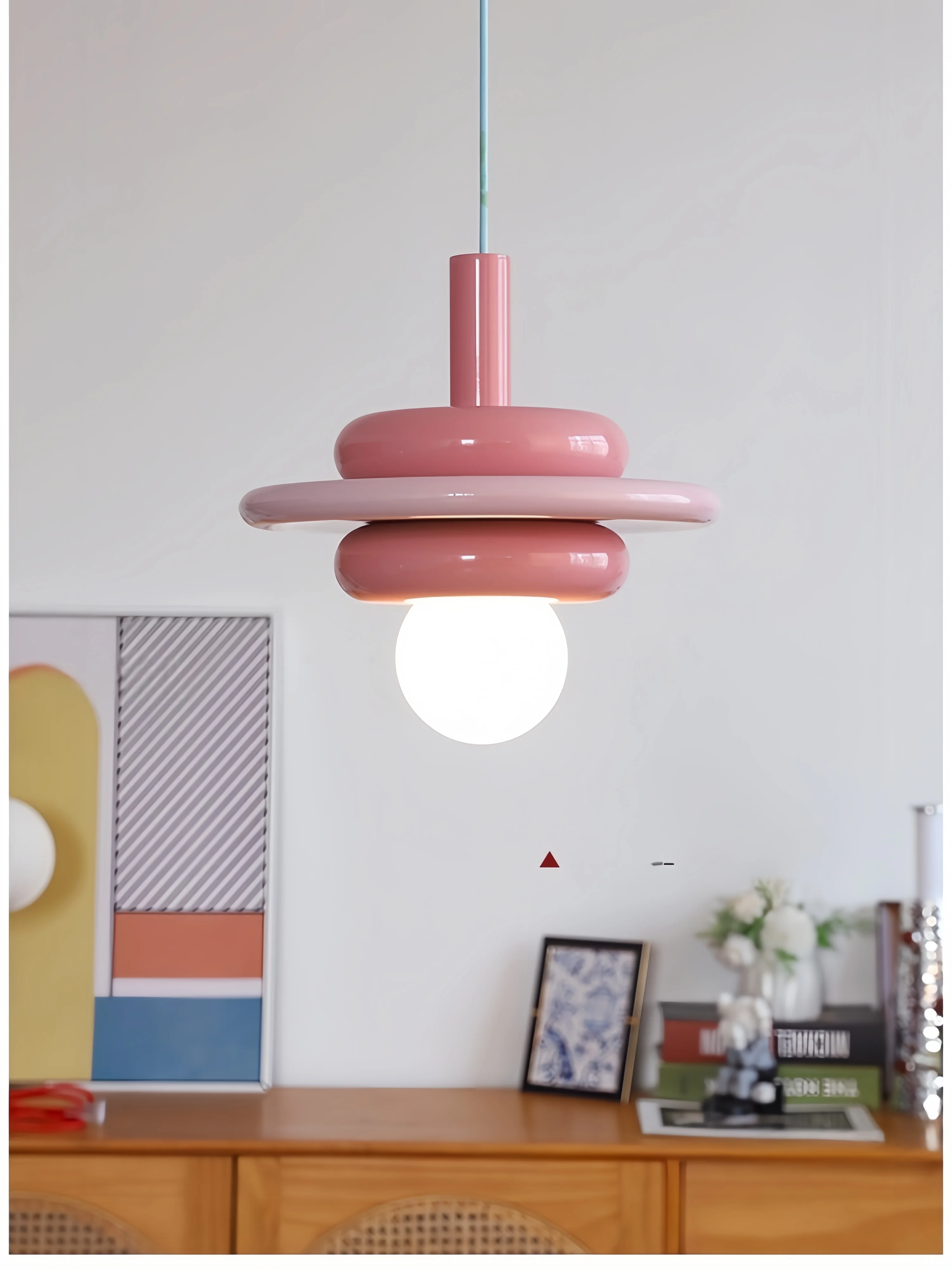 Minimalist Macaron Chandelier, - огляд і ціна Colour Changing Bulb