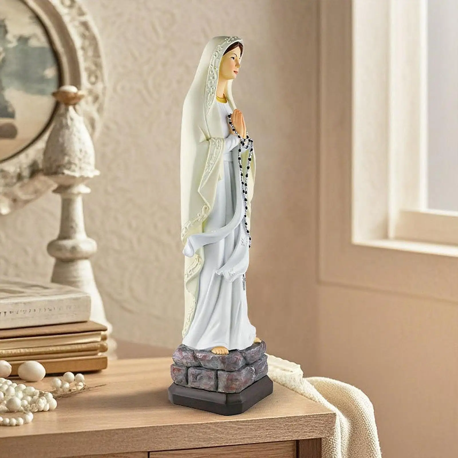 

Holy Mary Figurine Artwork Collection Party Favors Desktop Sculpture for Study Room TV Cabinet Bedroom Bedside Table Farmhouse