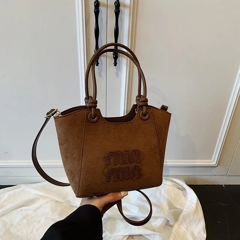 

Зимняя женская сумка-ведро с леопардовым принтом 2025 года, винтажная сумка через плечо с верхней ручкой, минималистичная сумка через плечо для ежедневного использования