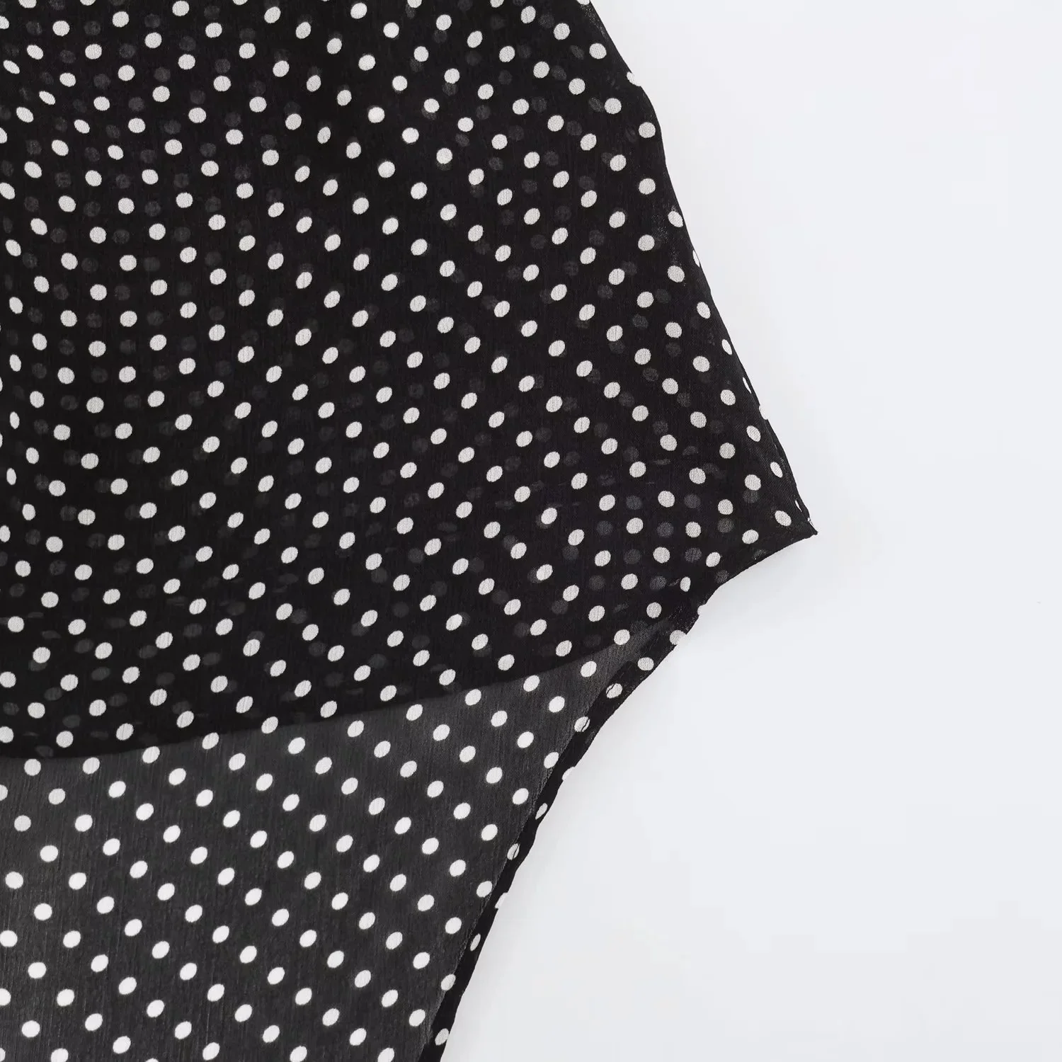 KONDALA Vintage Party-Chic Damen-Hosenanzug mit Polka Dots, ärmellosem Neckholder-Top und langen, weiten Hosen – Modischer Sommer-Urlaubsanzug 2026 – Detail 10