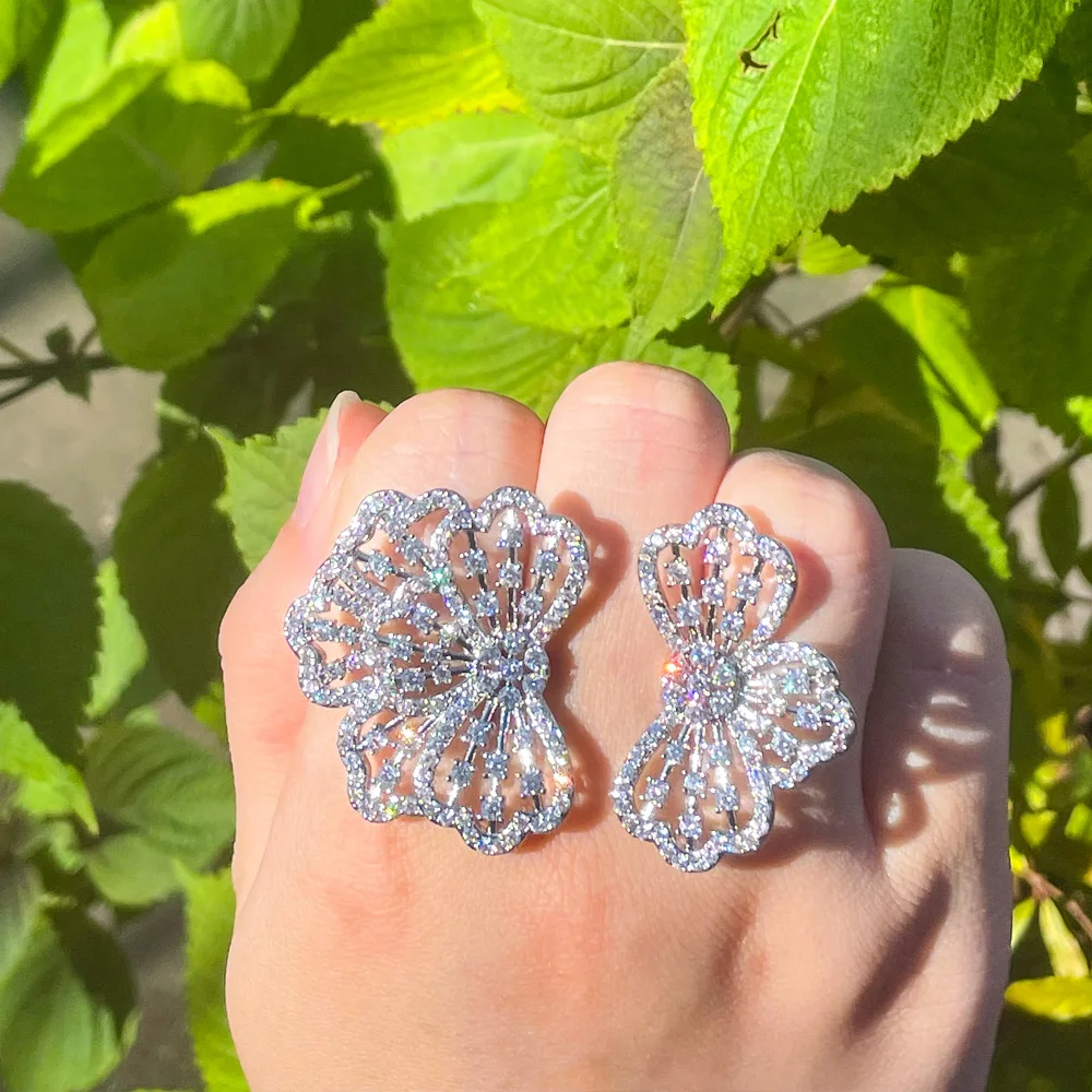 CWWZircons Shiny Zirkonia Einstellbare Lassen Blume Große Finger Ringe für Frauen Party Engagement Schmuck Zubehör R219 – Detail 3